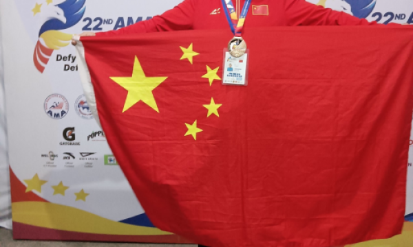 天贺缘企业形象代表人刘凤义老师—唯有坚持不懈，才能跑赢岁月